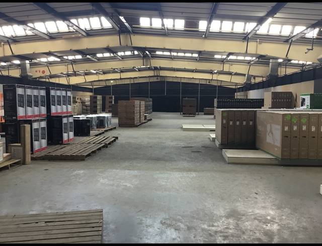 32,966M² WAREHOUSE TO LET IN ROODEKOP
